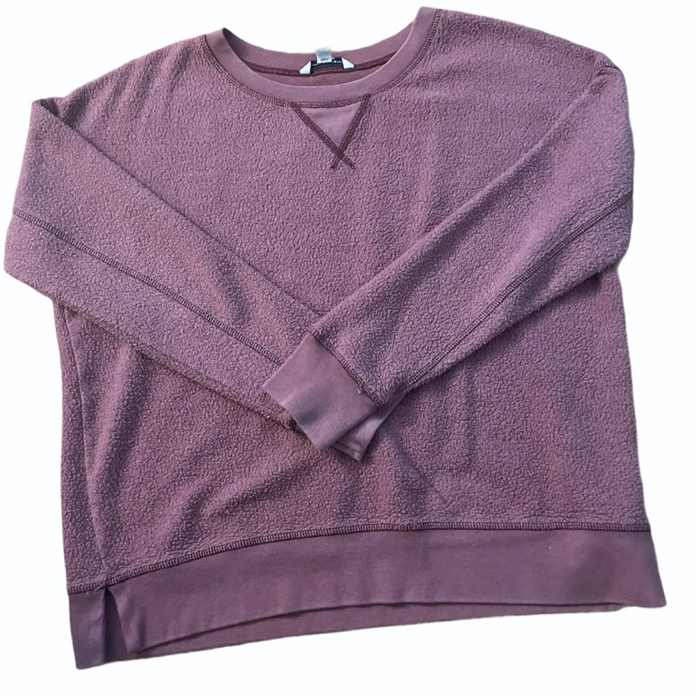 american eagle fuzzy sweatshirt